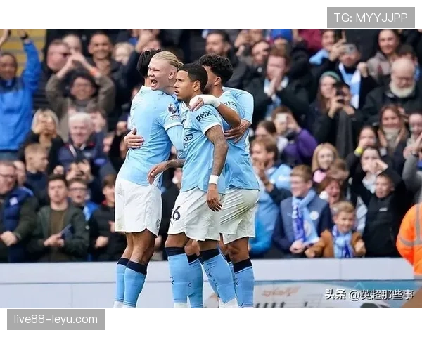 曼城英超关键战告捷，状态回升稳居积分榜首