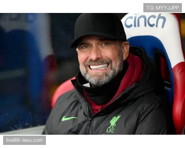 克洛普战术革命:如何重塑现代足球格局并引领战术新潮流 克洛普战术革命:如何重塑现代足球格局并引领战术新潮流