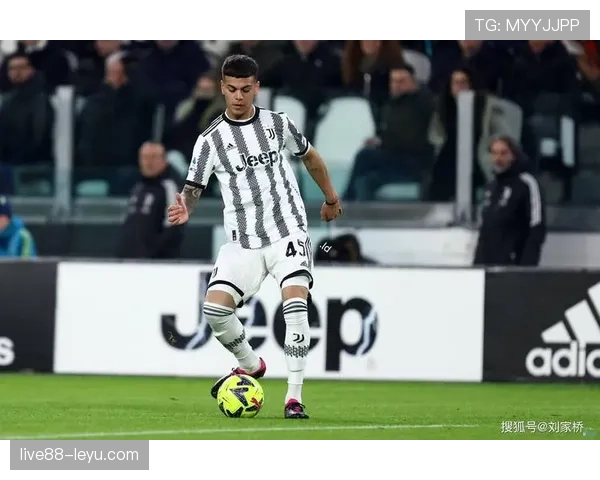 利兹联调整转会策略,聚焦引援年轻新星以提升未来竞争力 利兹联调整转会策略,聚焦引援年轻新星以提升未来竞争力