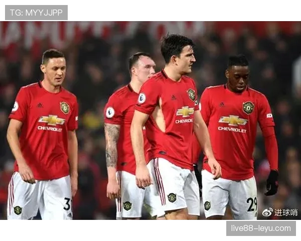 摩根·吉布斯-怀特在英超赛季中表现稳健,助力球队争取更高荣誉 摩根·吉布斯-怀特在英超赛季中表现稳健,助力球队争取更高荣誉