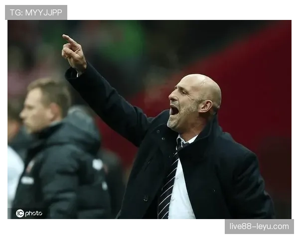 波兰普罗别日主帅