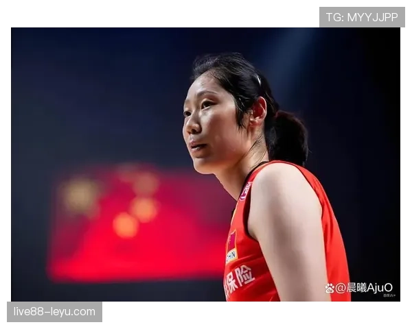 朱婷训练完还带娃,豪门生活也太讲究了吧这反差我服 朱婷训练完还带娃,豪门生活也太讲究了吧这反差我服