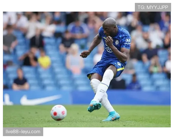 切尔西强强对话掉链子背后，竞争力支撑不足问题持续加剧，对争冠走势形成制约